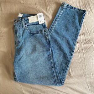 Hollister Loose Stretch Jeans NWT